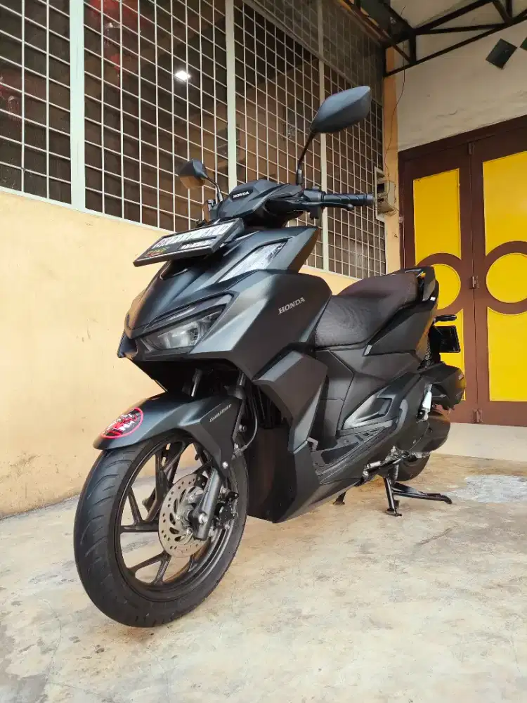 Honda Vario / Vario 160 2022, Odo Cuma 10 Ribuan, Black Premium Doff.