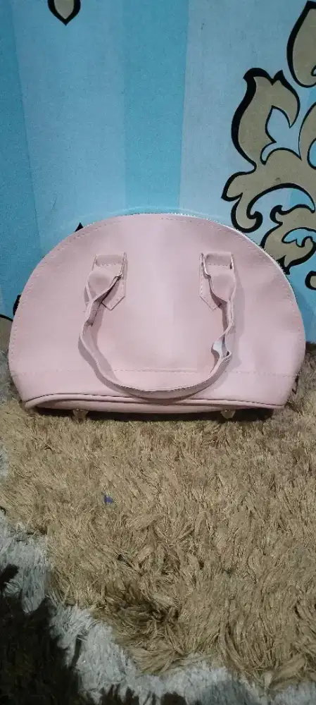 Tas murah meriah
