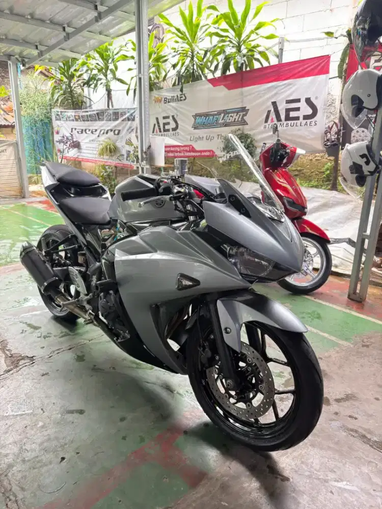 Di jual R25 jarang pakai motor mulus