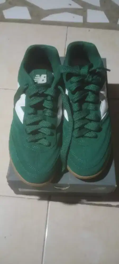 Di jual sepatu NB URC42SD
