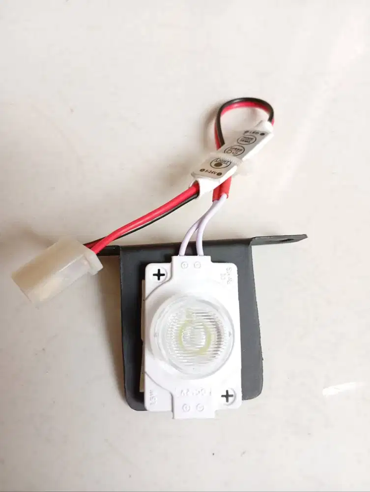 Lampu Plat Nomor Vario 125/150 Led Old Modul Kedip + Bracket Tinggal P