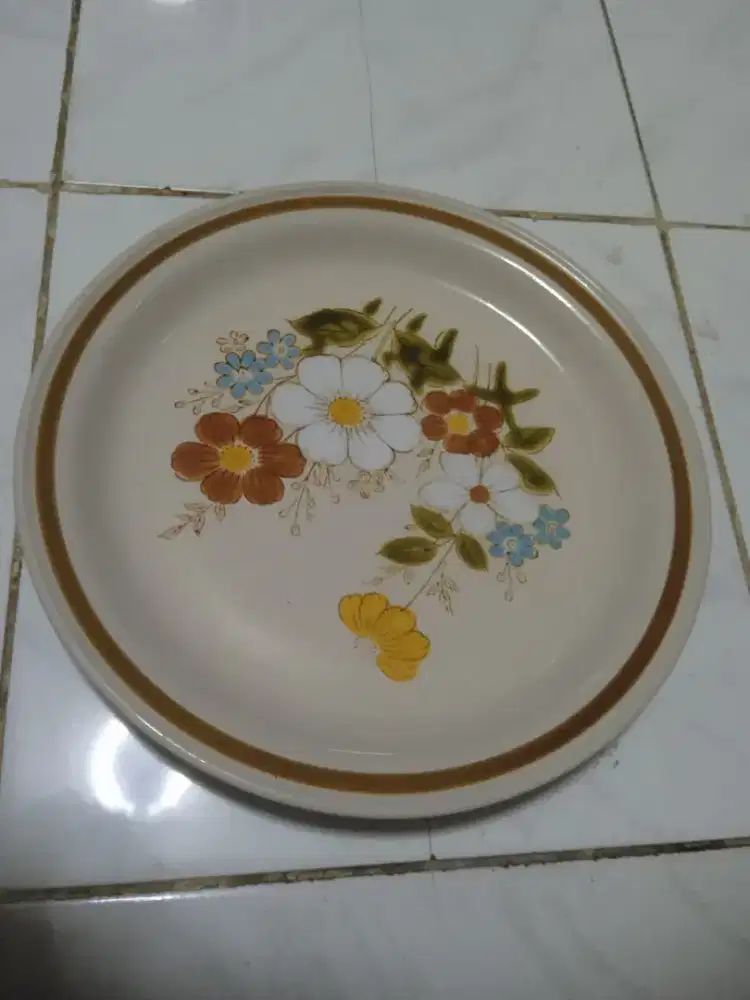 Jual piring keramik antik