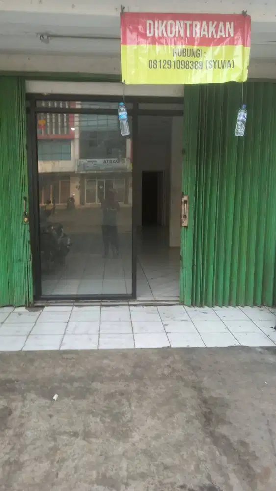 D sewakan toko+rumah dekat Domino Pizza Villa Bintaro Regency 48jt/th