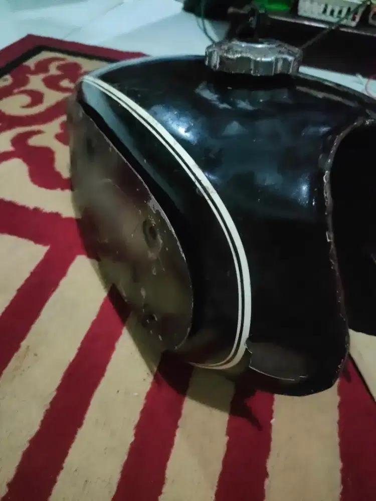 Tangki motor CB gelatik
