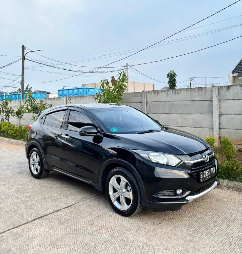 Mobil HRV Metik 2016 murah