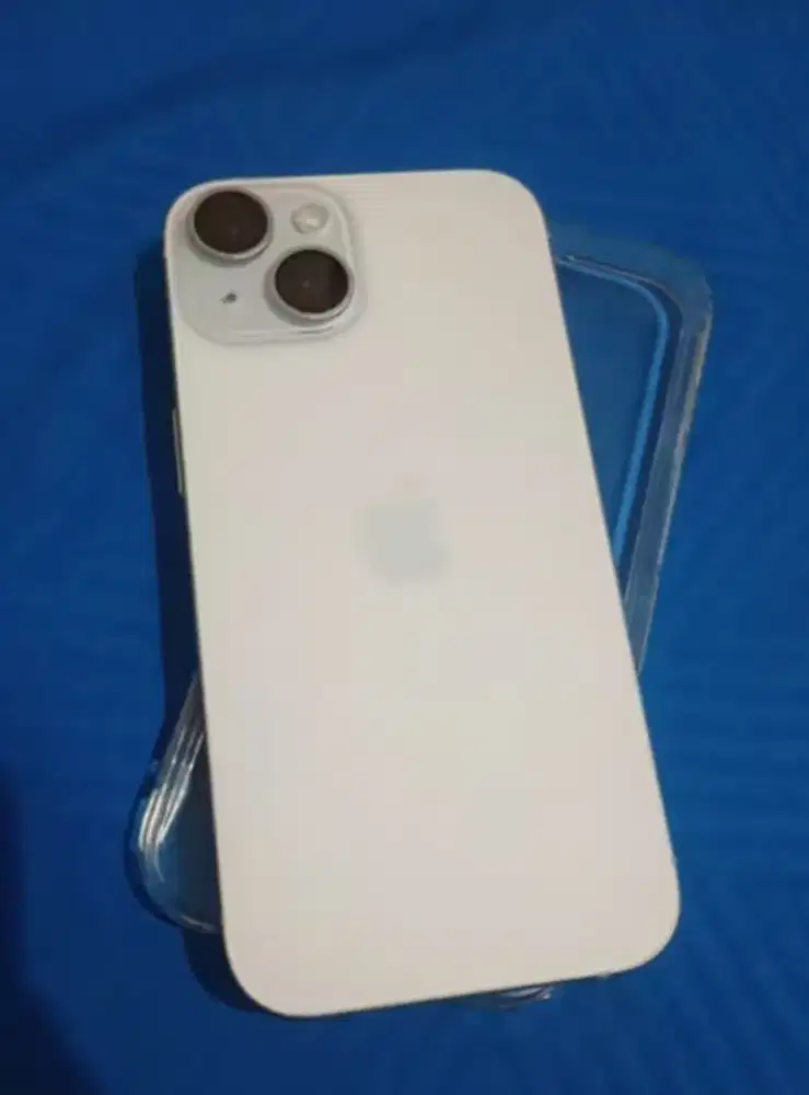 Iphone 15 ibox X erafone. Masih garansi
