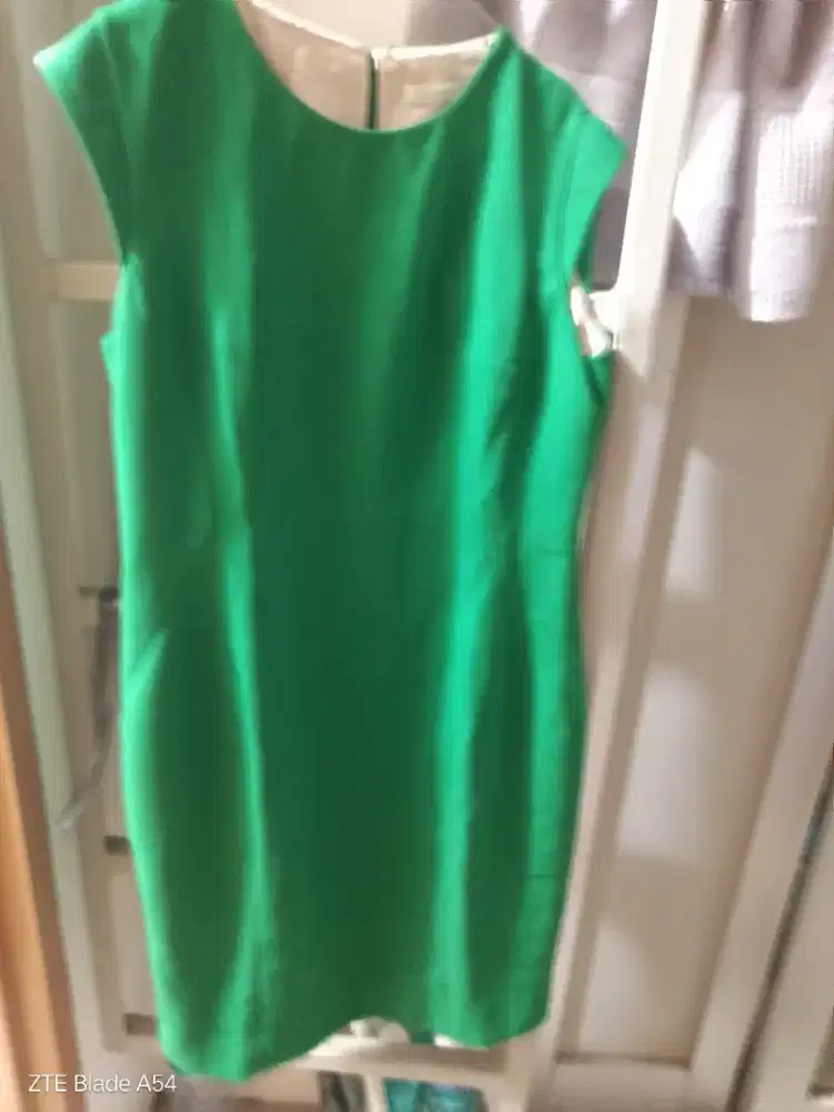 Dresss hijau selutut preloved