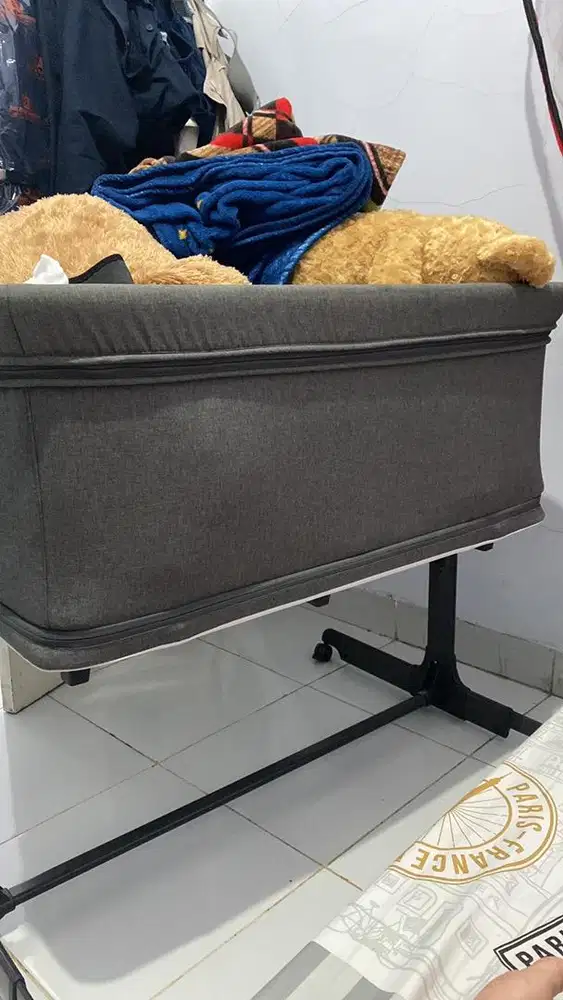 Box bayi merek babydoes