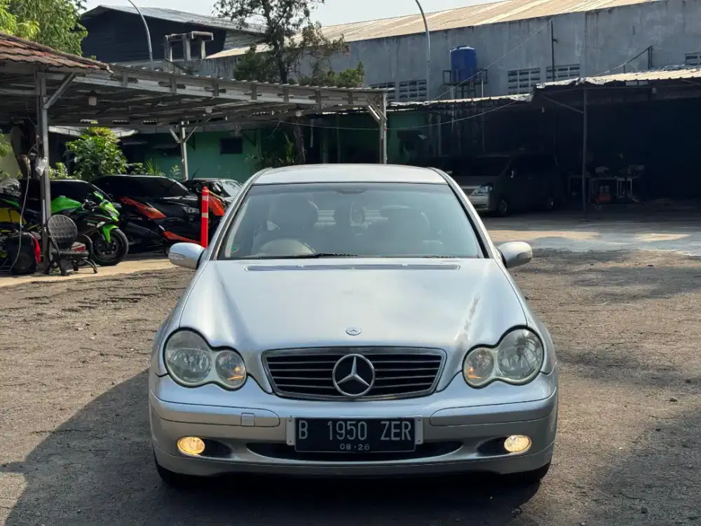 Mercedes-Benz c180 w203