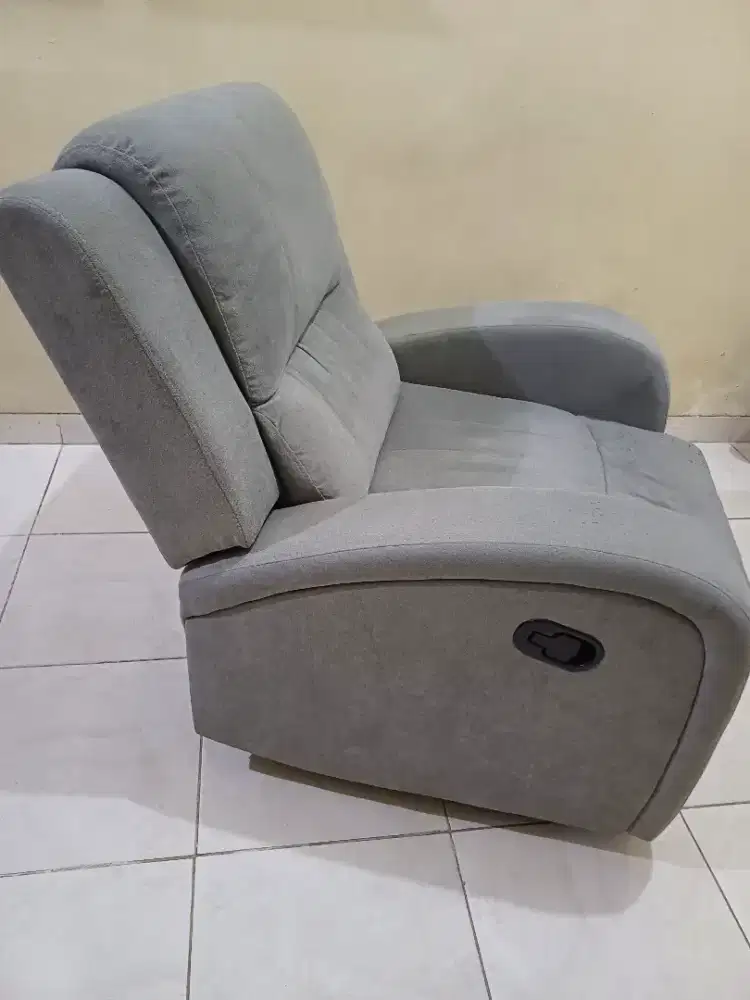 Kursi sofa single Recline