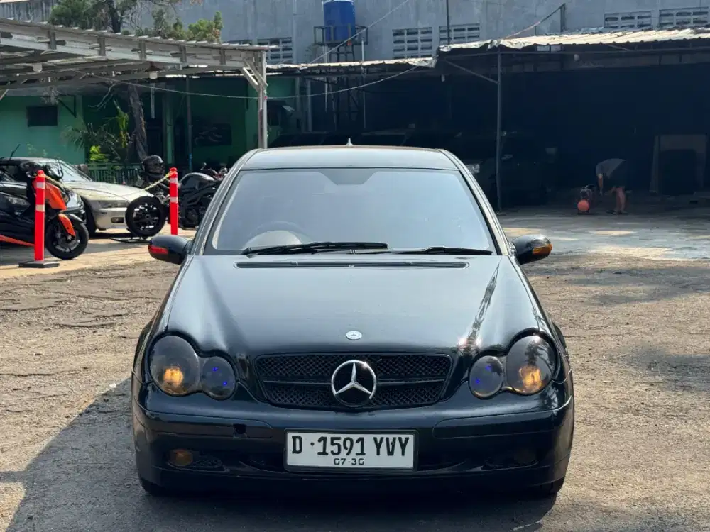 Mercedes-Benz c180 w203