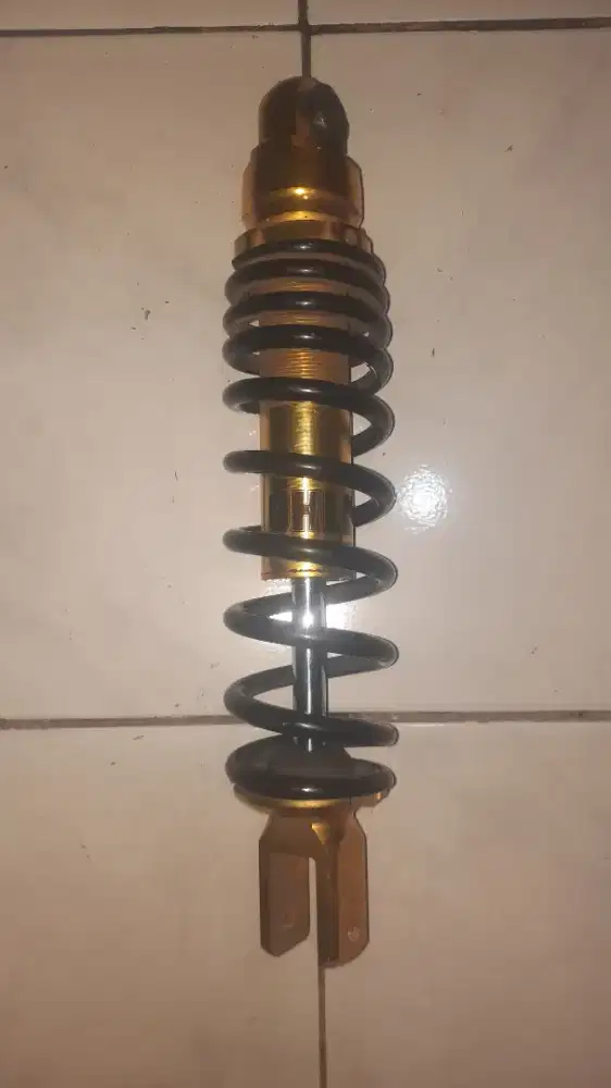 Shock belakang matic