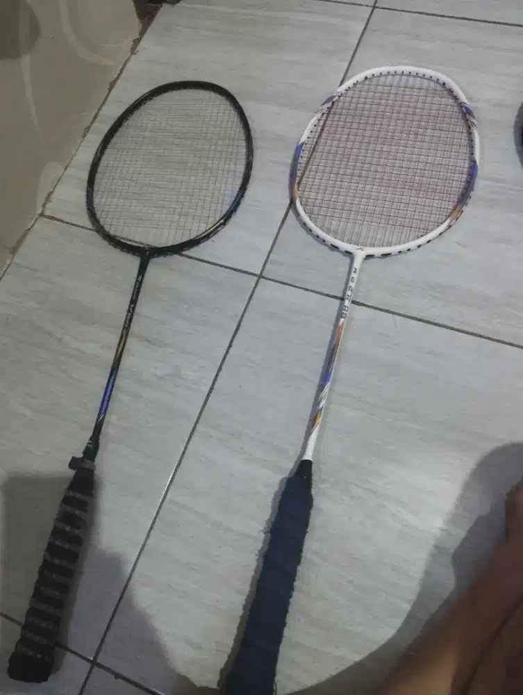 Raket lining cek kelokasi langsung