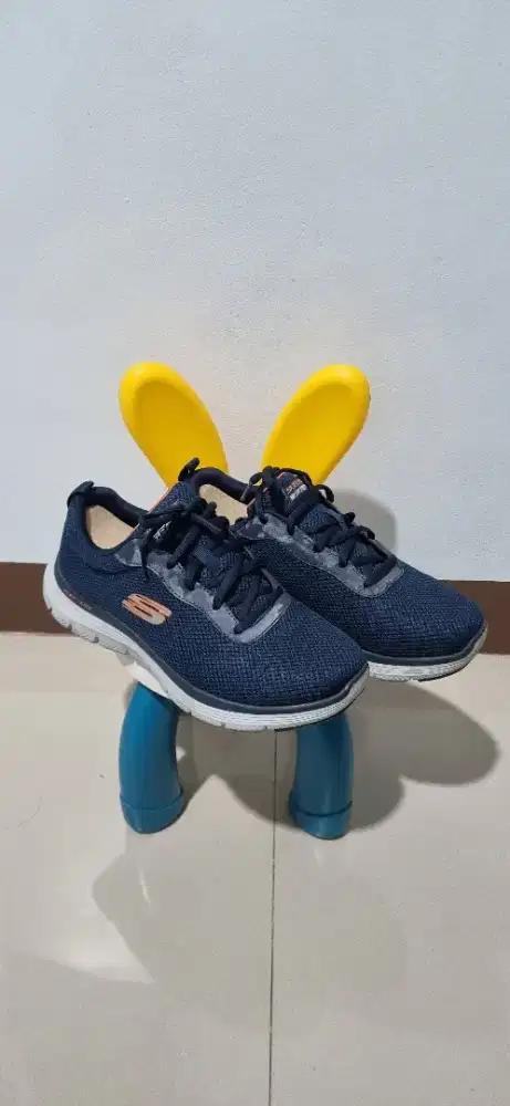 Sepatu Skecher Flex
