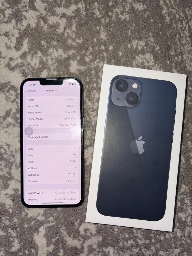 Iphone 13 midnight blue
