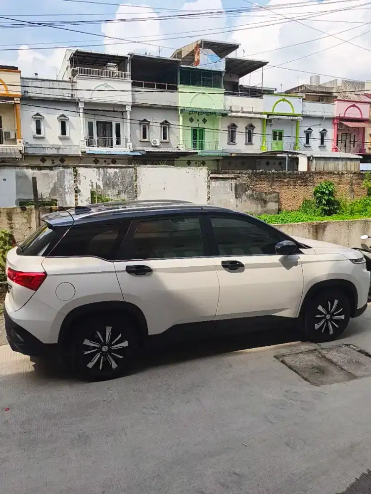 Wuling Almaz Exclusive 7 Seater's Limited Editon