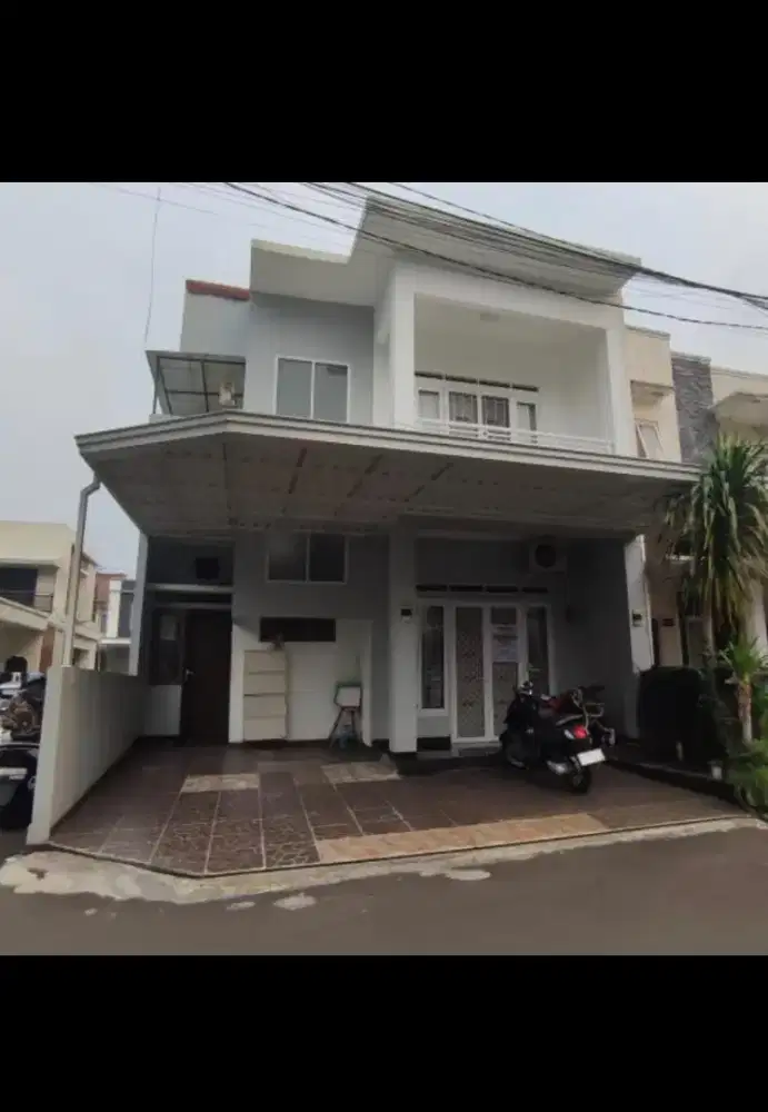 Jual Murah Rumah Hoek Furnish Perum Mahakam Residace
Jakarta Selatan
