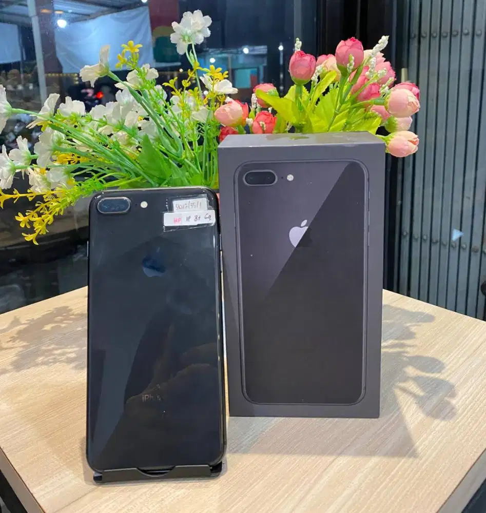 iPhone 8+ 64GB All Operator