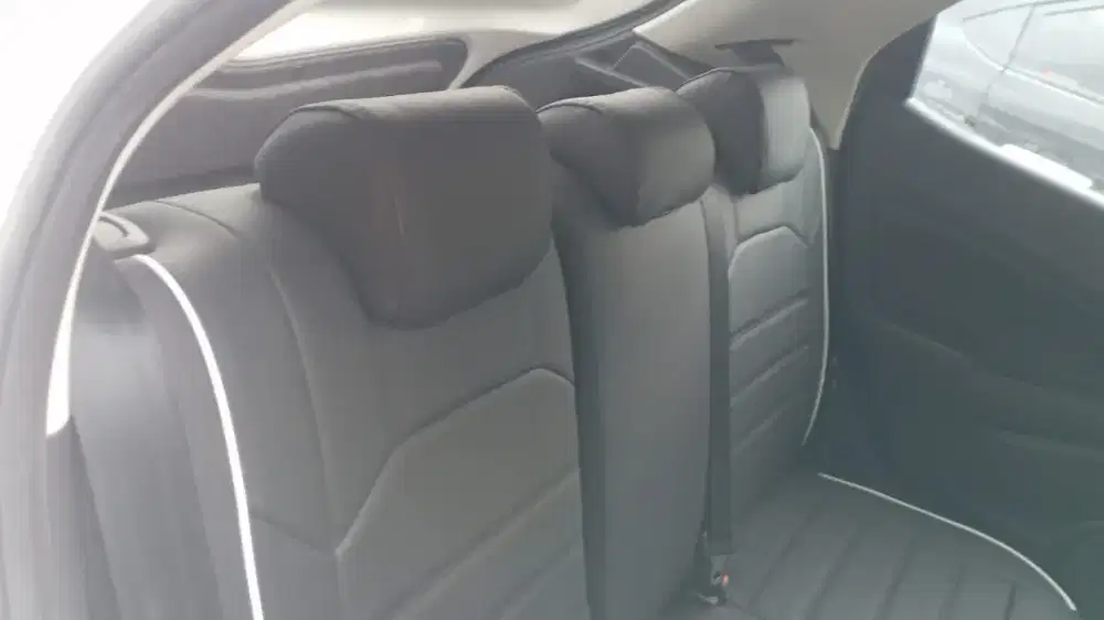 Sarung jok mobil bahan standar ferari