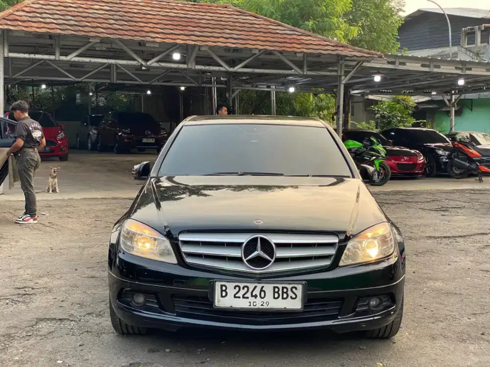 Mercedes-Benz c200 w204