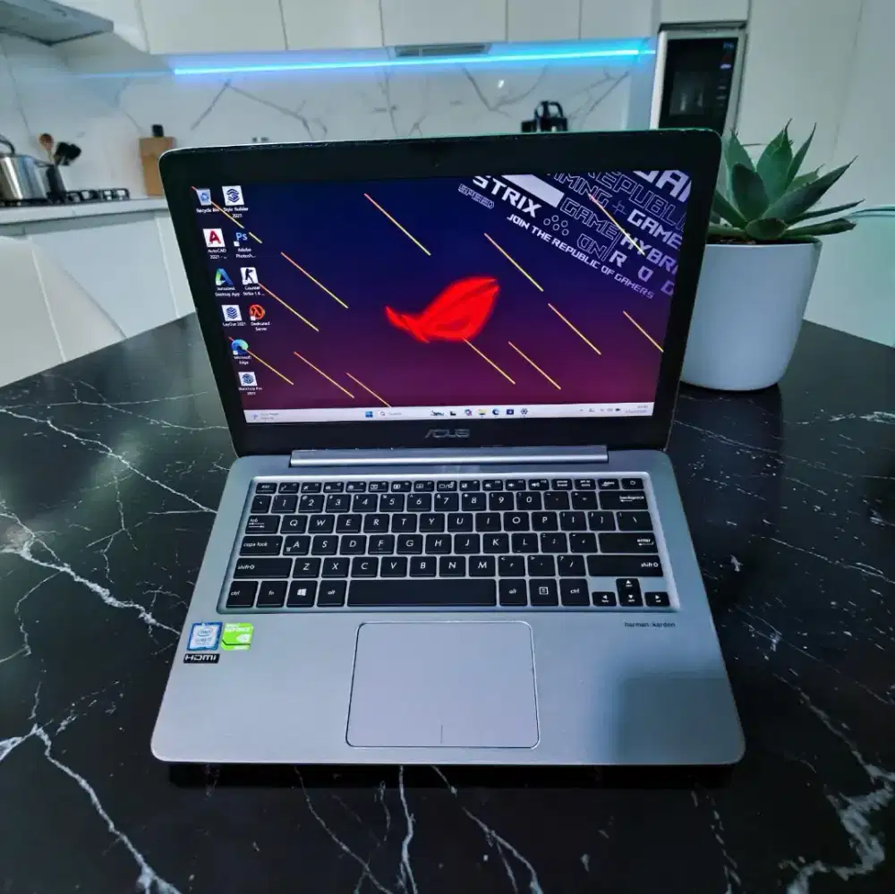 Asus Zenbook Ux31 Core i7 Ram 8/256gb Ssd Dual Vga Siap Pakai COD