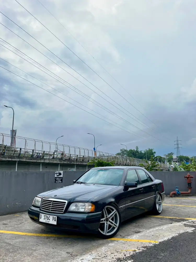 Mercedes-Benz C230 1997 Bensin