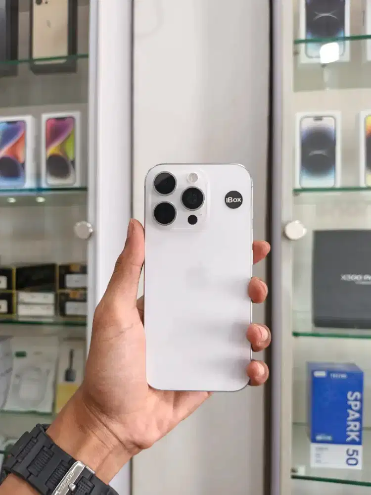 iPhone 16 Pro 128 Gb iBox