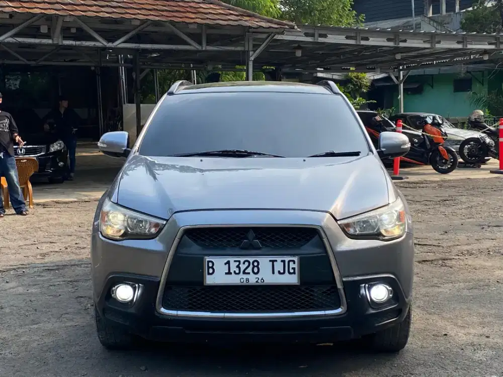 Mitsubishi outlander px