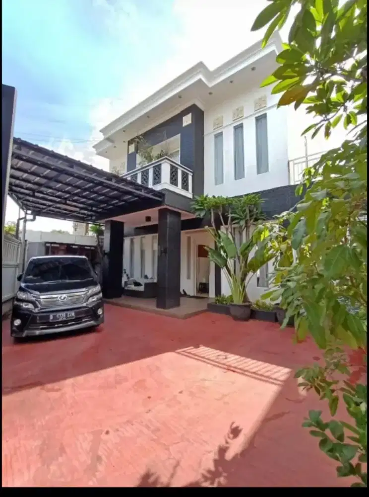 RUMAH JL.PASO JAGAKARSA JAKSEL