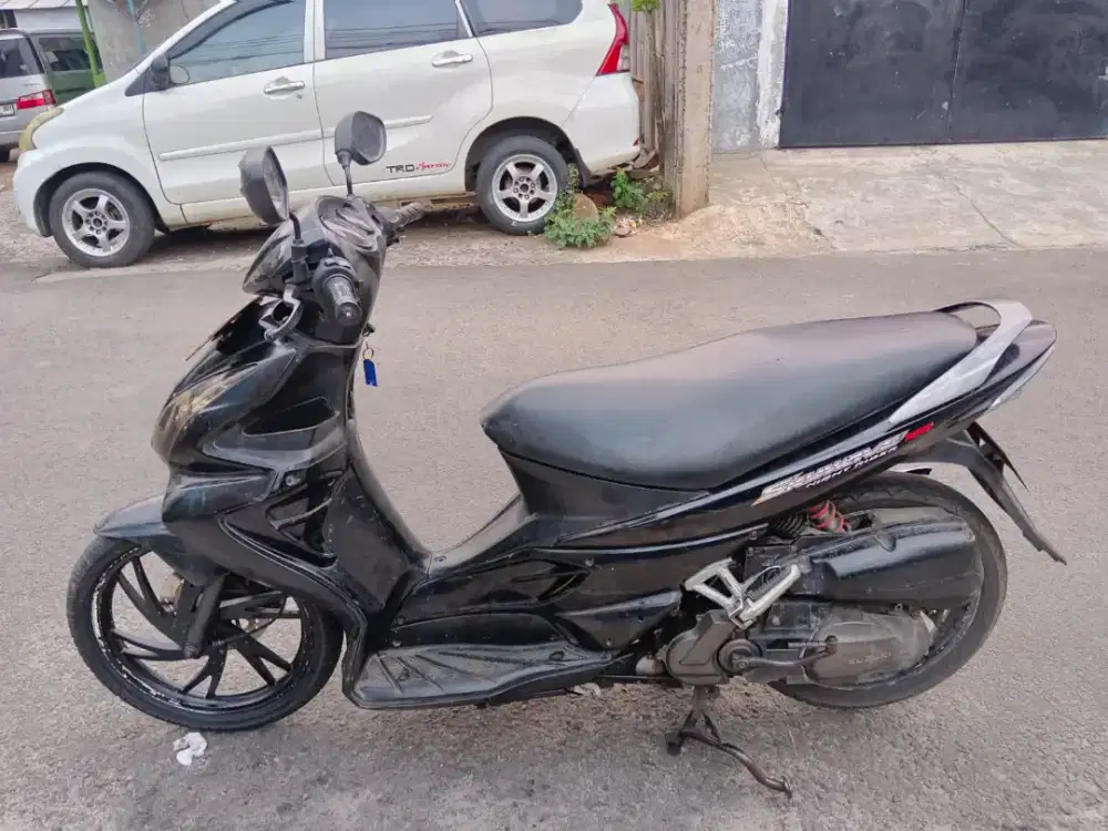 Suzuki skywafe 2010