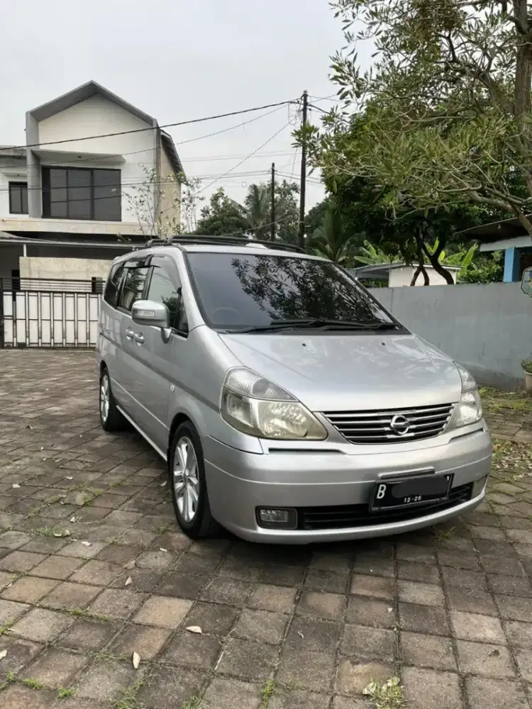 Nissan Serena HWS 2009 AT