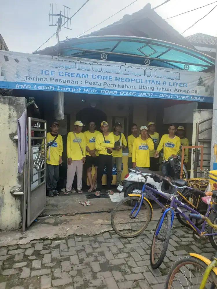 Lowker jualan eskrim keliling