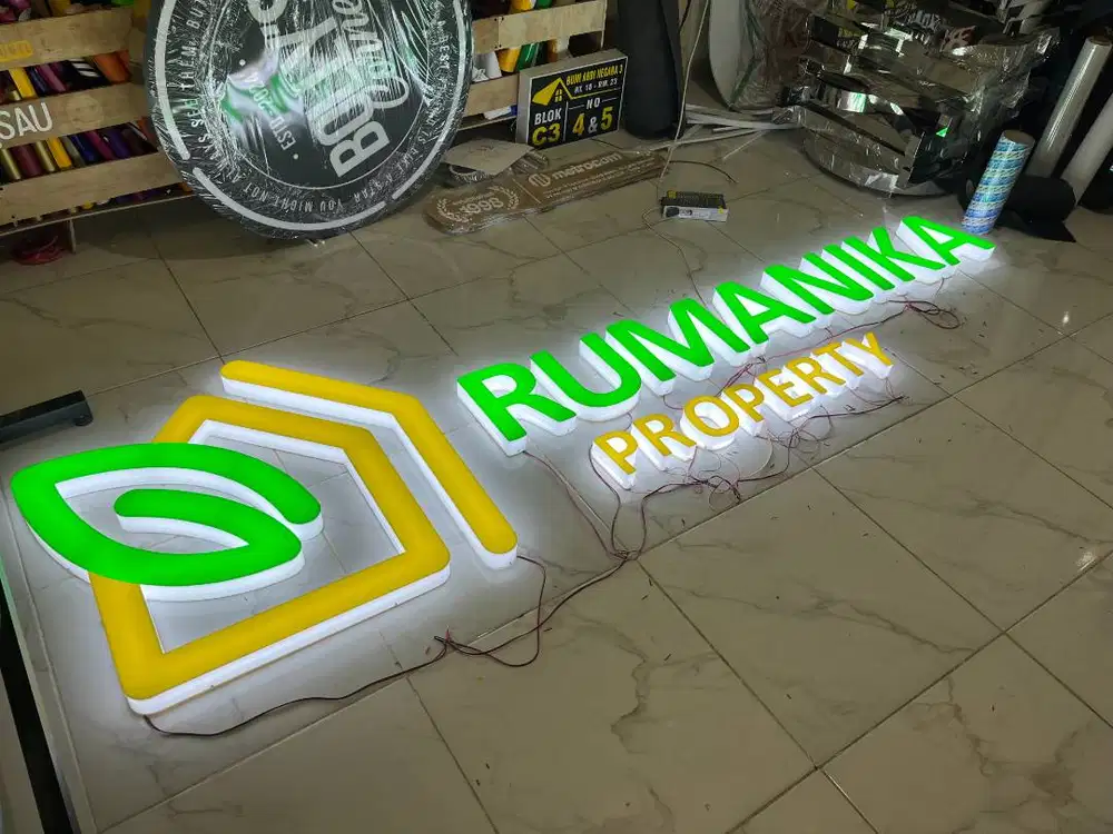 Jasa Neon Box, Huruf Timbul dan Reklame Papan Nama Toko