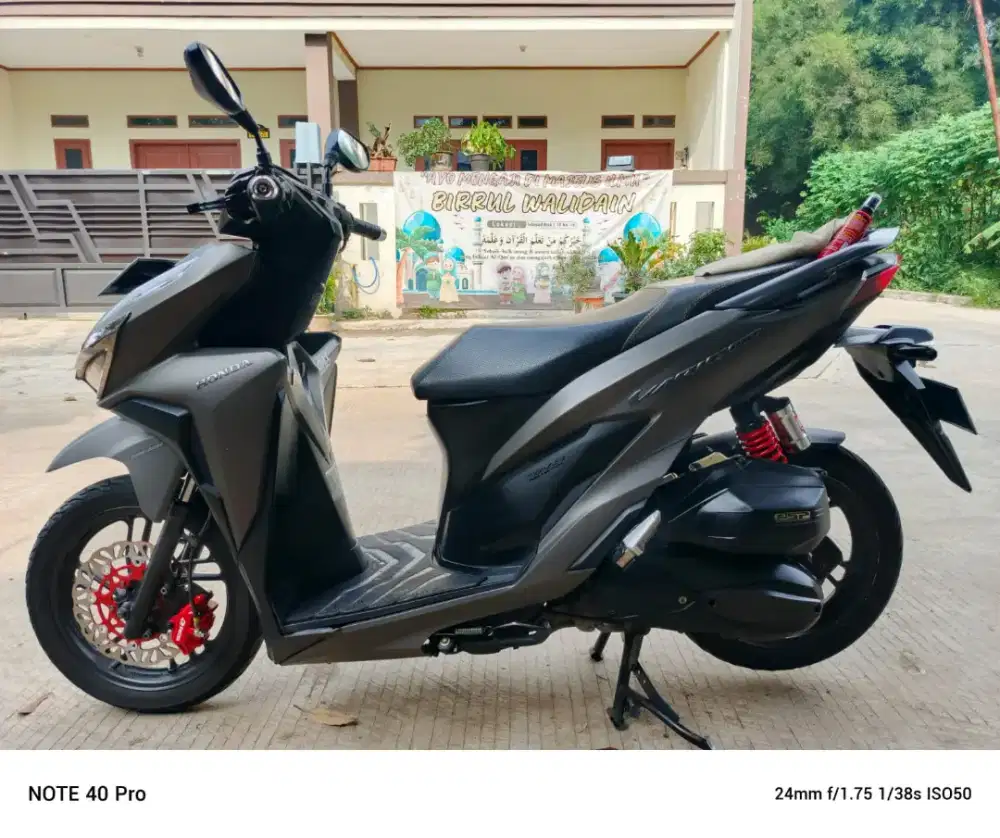 Vario led new 150 thn 2020