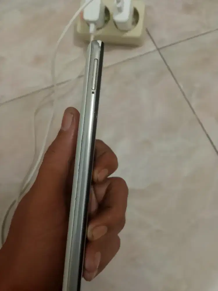Jual hp Samsung M51 minus garis 2 tiba2