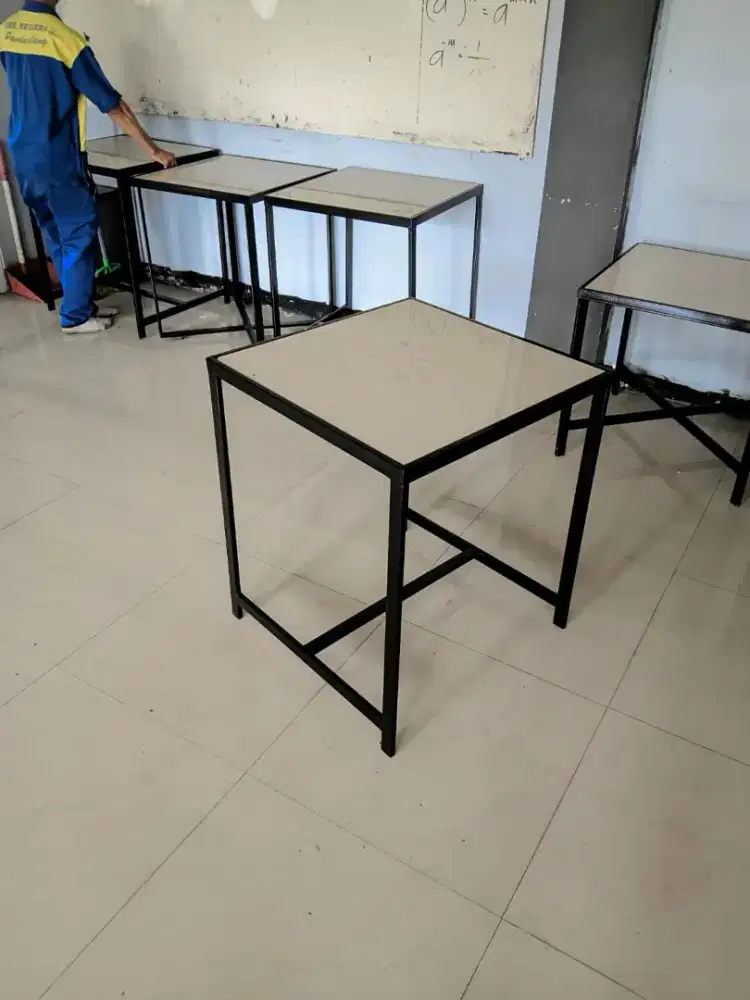 meja keramik granit
