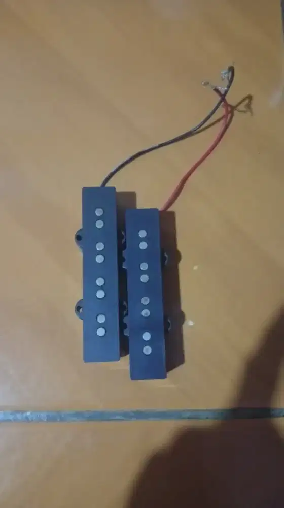 Pickup jazz bass sepasang neck dan bridge
