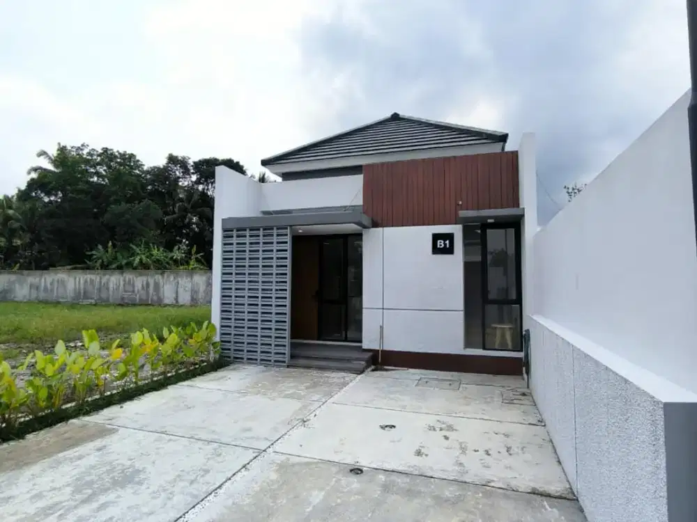 800 meter dari Kopi Rolas dijual rumah dalam perumahan kaliurang dekat uii jakal
