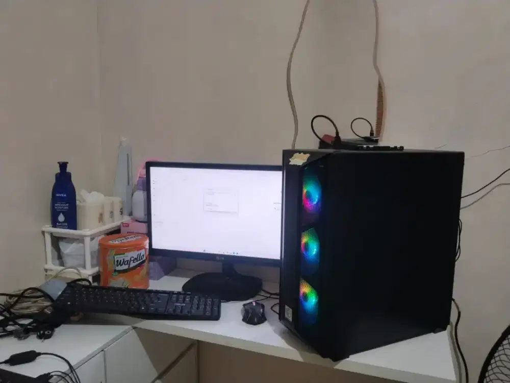 PC satu set lengkap