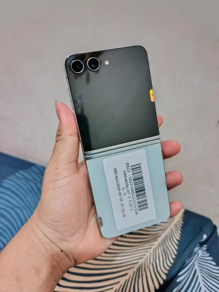 Samsung Z flip 5 5G