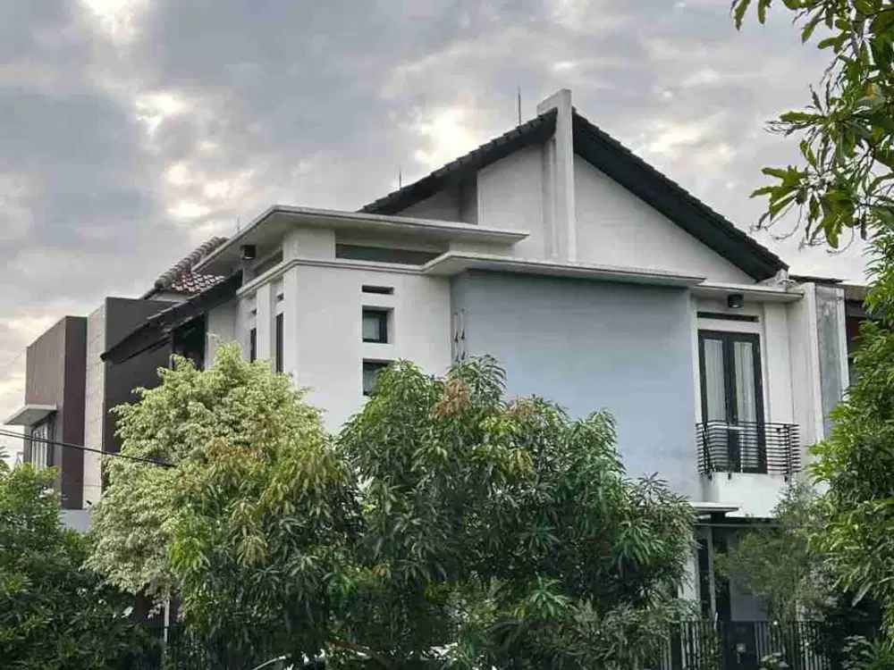 Dijual Rumah Asri 2 Lantai Siap Huni di Kawasan Bintaro Jaya Tangsel