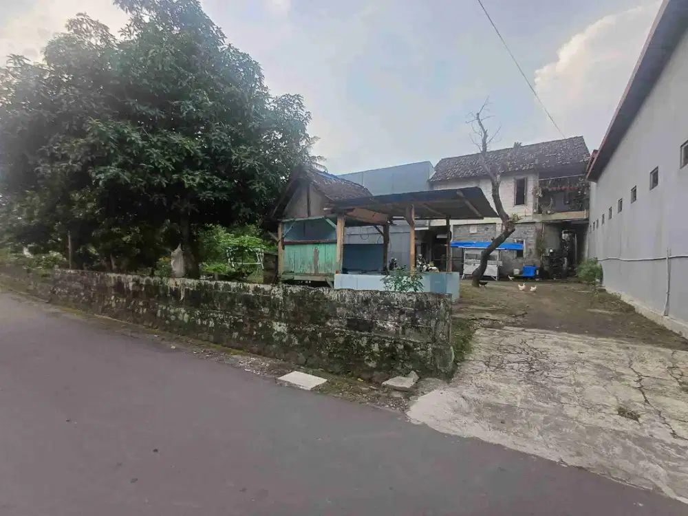 Tanah pekarangan istimewa di Banyuraden