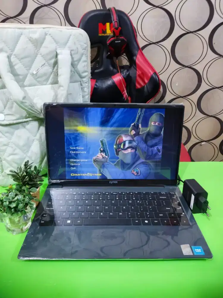 Laptop SuperSlim Bezelles Like New Zyrex LifeBook Siap Pakai