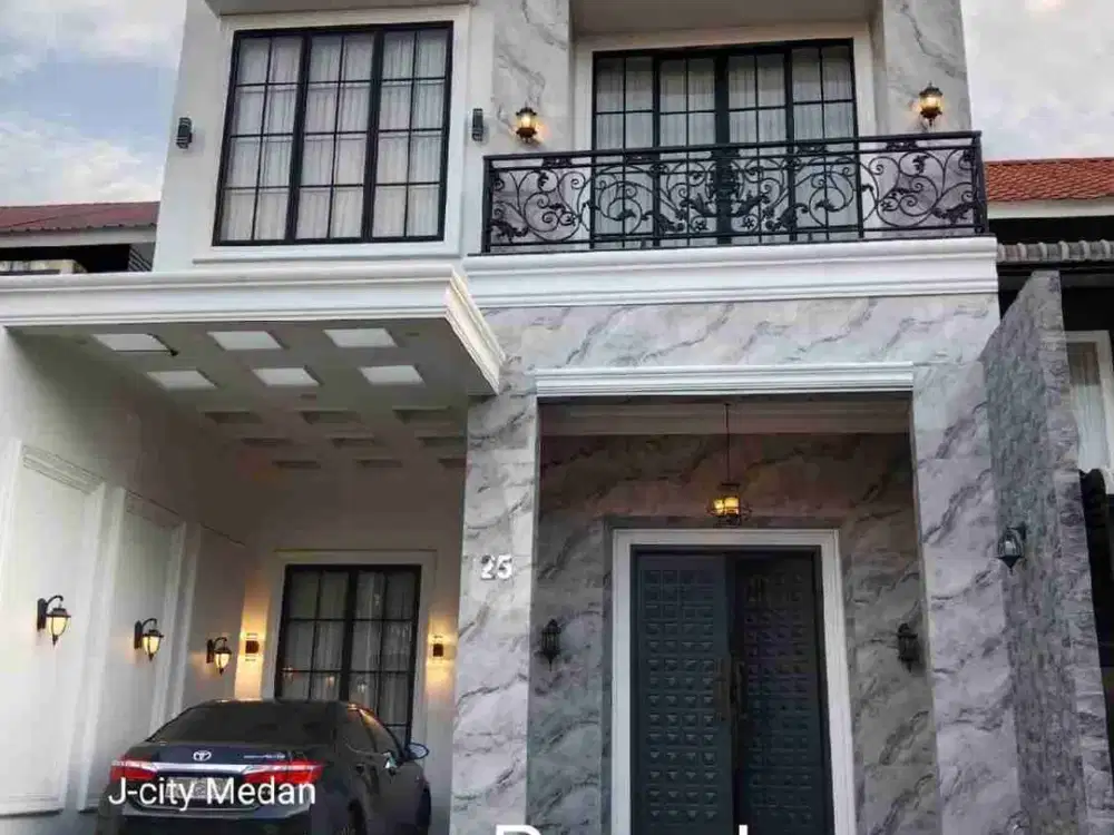 RUMAH MEWAH SIAP HUNI