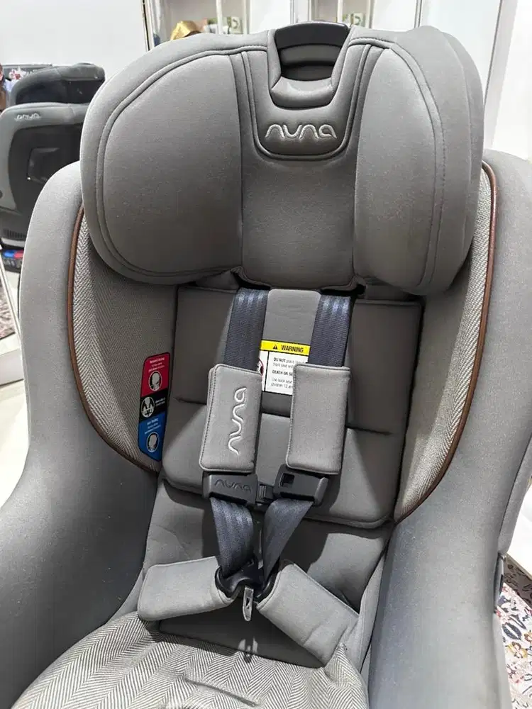 Nuna Rava Oxford special edition