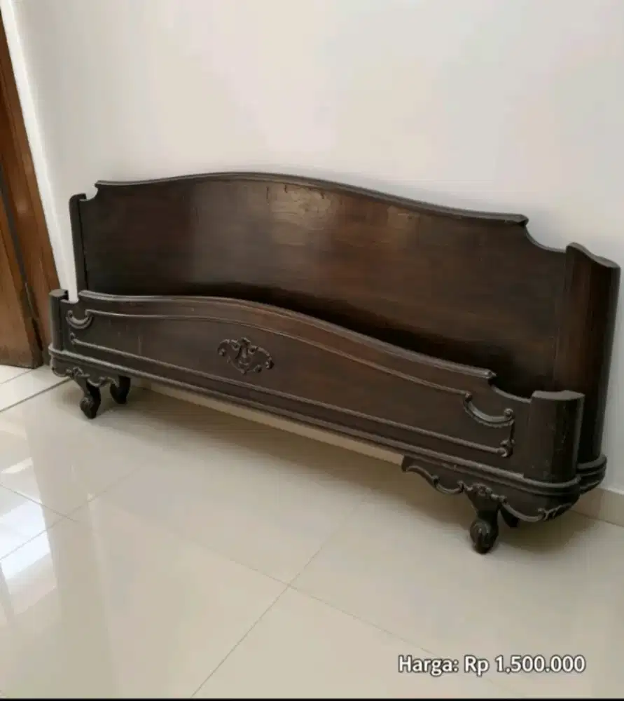 Dipan kasur Jati Antik