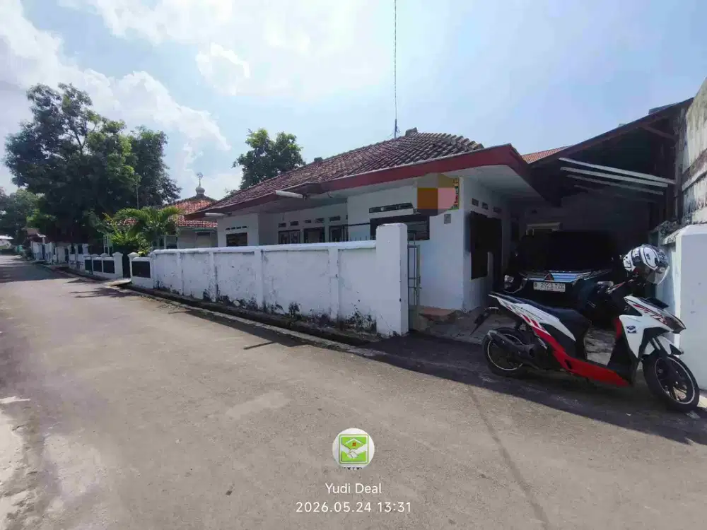 MURAH Good invest Dijual Rumah + sarang burung walet produktif 
Lokasi berkembang dekat alun² lemah abang Cirebon