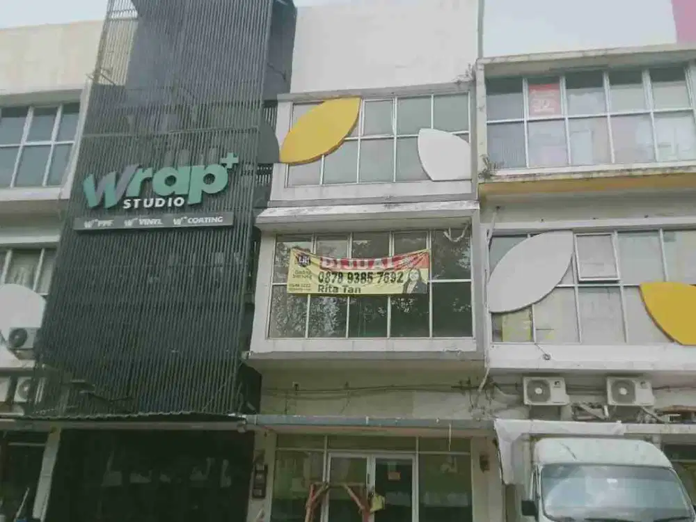 ruko Gadget Paramout gading serpong harga murah hanya 2,6M saja