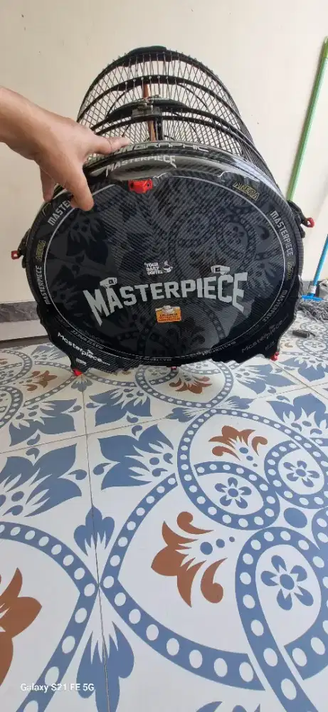 Kandang masterpiece karbon