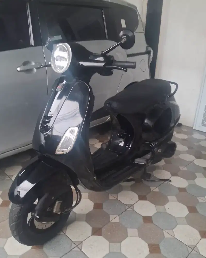 JUAL CEPAT VESPA LX IGET 2018 BLACK TERMURAH